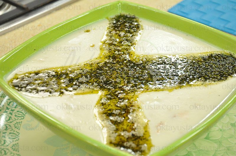 Tavuklu Kesme Hamurlu Corba