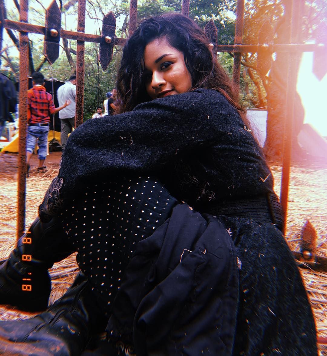 Pin On Avneet Kaur