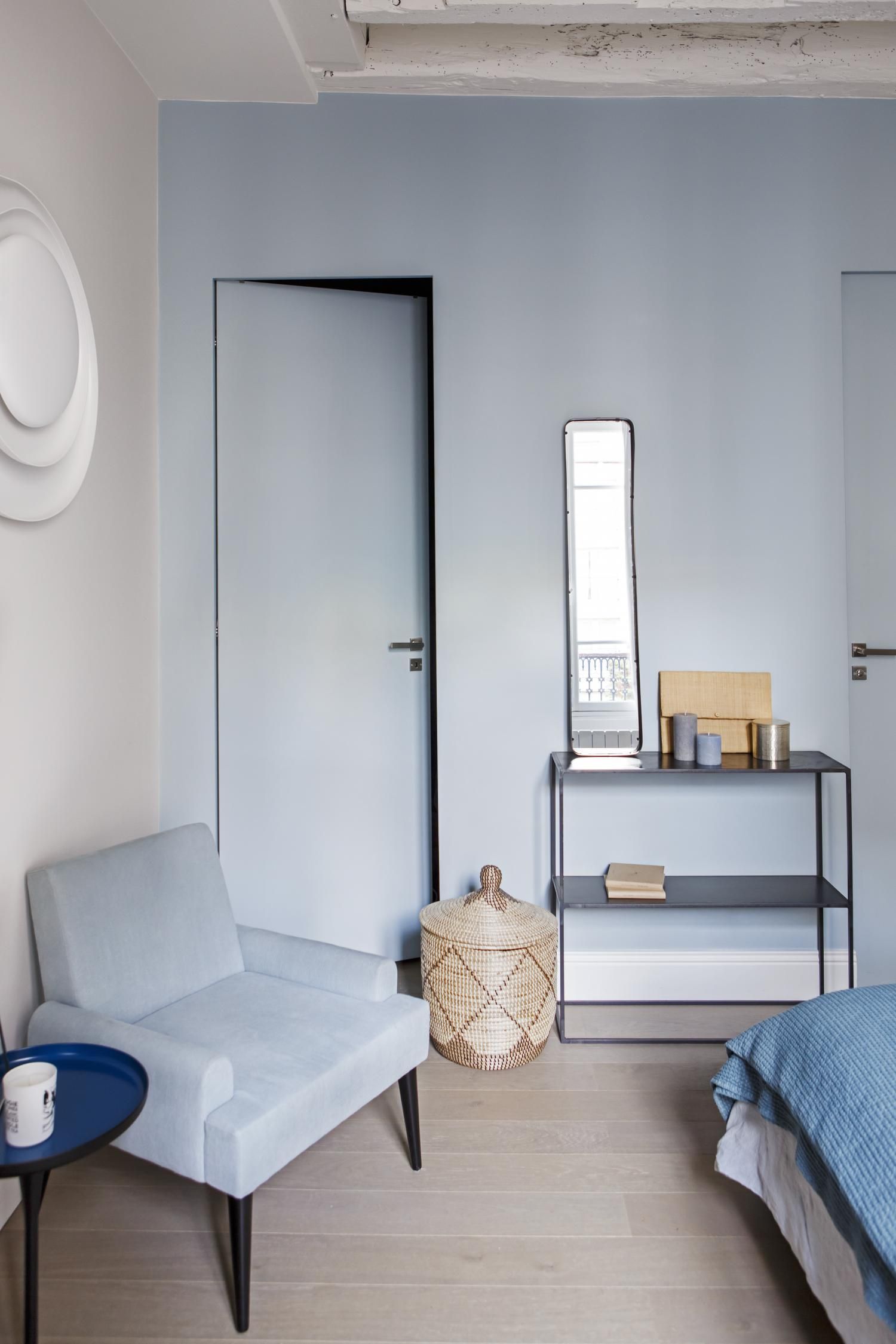Bleu Trendy A Paris Planete Deco A Homes World Decoration Interieure Salon Moderne Sallon Salle A Manger Agence Architecture