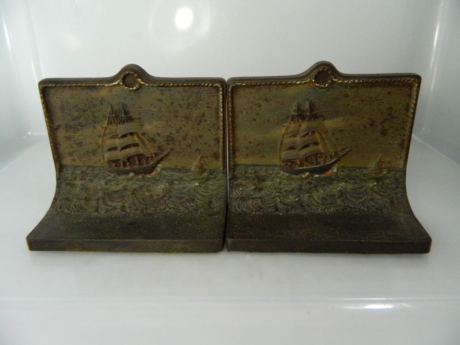 iron bookends iron bookends