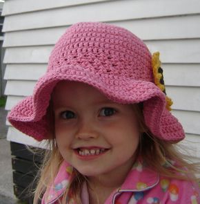 Download Front view of Ruffle-Brim Sunhat - FREE pattern - Hatting Madly Crochet | Crochet hats, Crochet ...