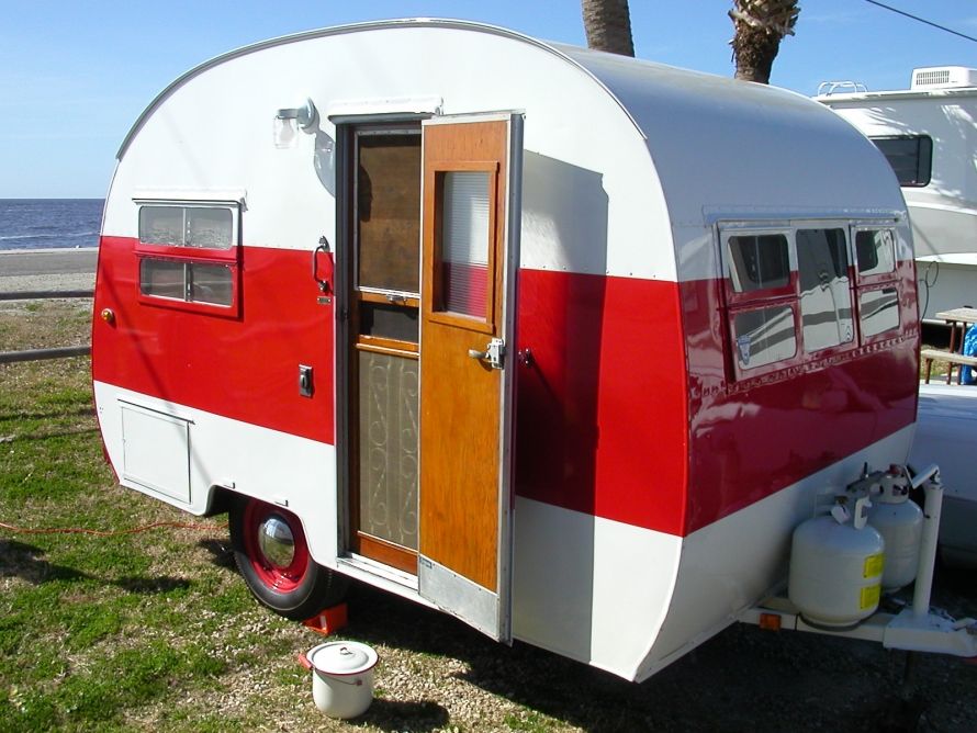 1951 Cozy Cruiser Vintage Trailer For Sale | Vintage campers trailers ...