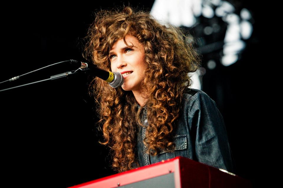 rae morris rae morris curly hair styles hair makeup rae morris rae morris curly hair styles hair makeup