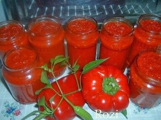 Rozi erdélyi,székely konyhája: Piros arany paprika krém Canning Pickles, Canning Fruit, Eat Pray Love, Hungarian Recipes, Hungarian Food, Pickling Cucumbers, Tasty, Yummy, Ketchup
