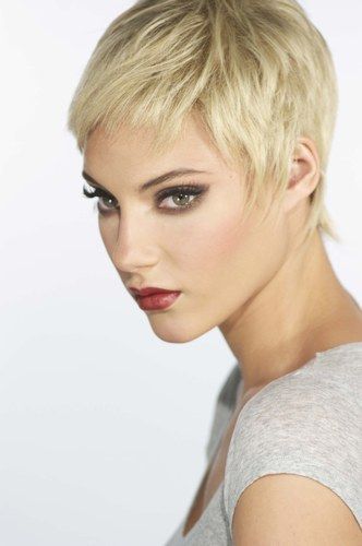 kurzhaarfrisuren für dünnes haar frauen