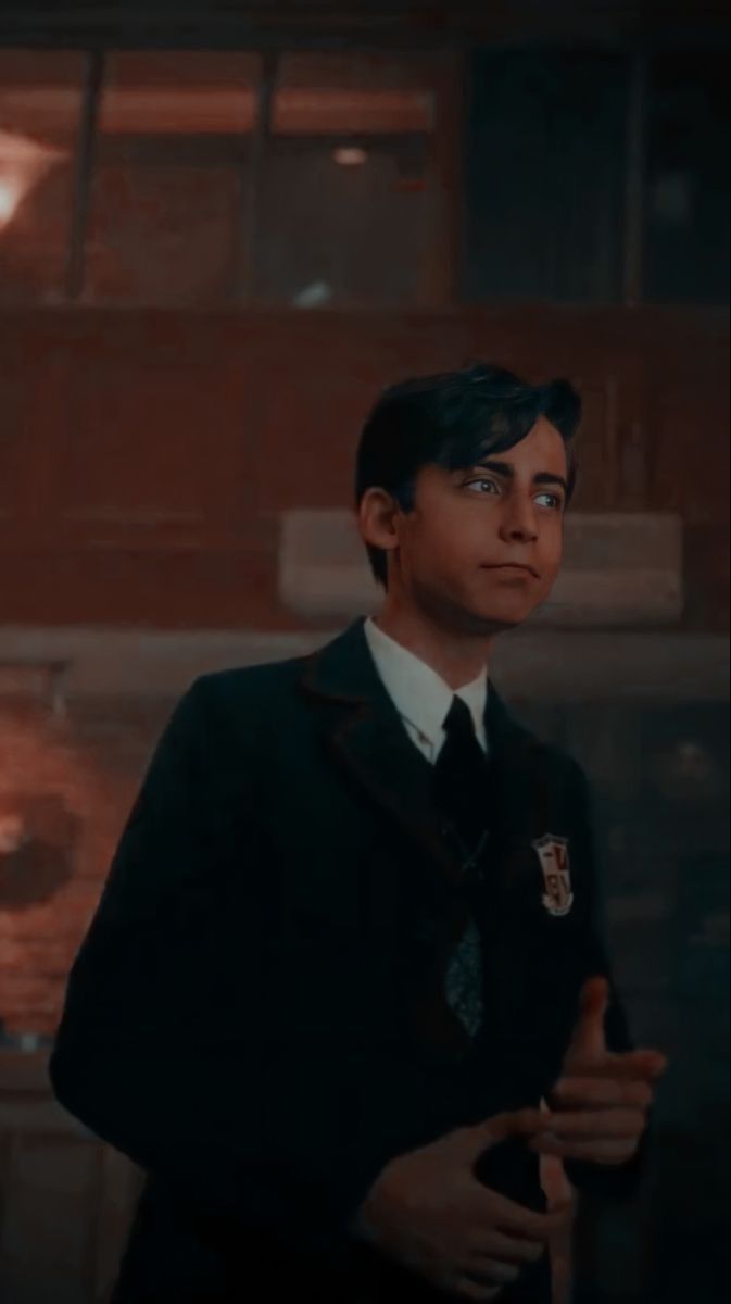 Nicky Ricky, The Perfect Guy, Hot Actors, Netflix Series, Future Boyfriend, Aesthetic Backgrounds, Aesthetic Photo, Movies Showing, Celebrity Crush