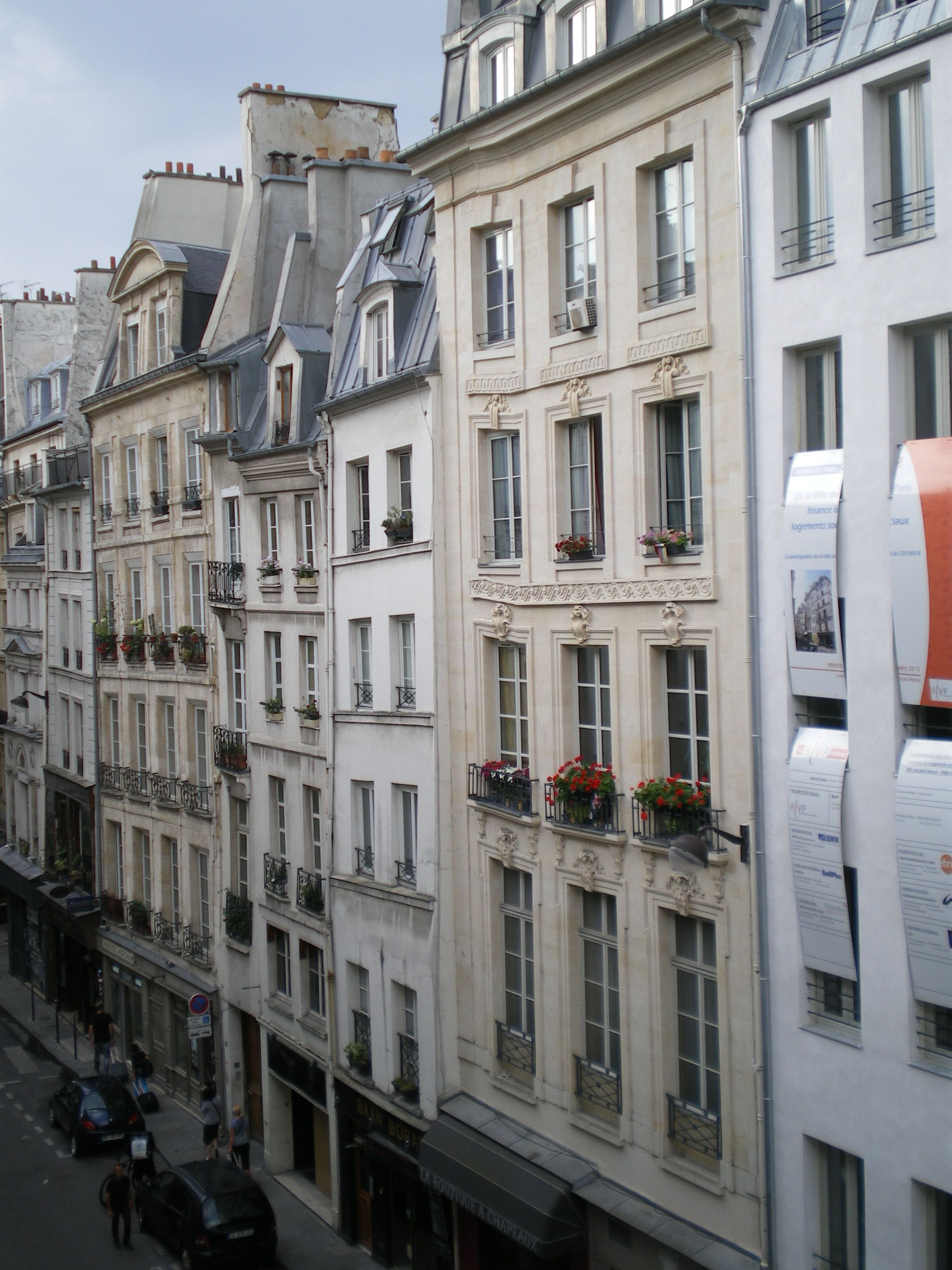 48 Rue De L Arbre Sec 75001 Paris Rue de l'arbre sec (c) Yuri Didion, août 2013 | Around the worlds