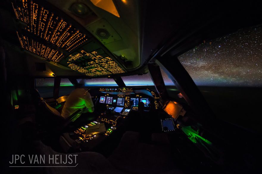 747 Pilot Takes Stunning Photos From His Cockpit And His Pics