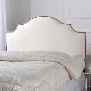 Nail On Upholstered Headboard Http Cdn Decorpad Photos Nail On Upholstered Headboard Http Cdn Decorpad Photos 2009 06 23 3fa866e68ed1 Jpg