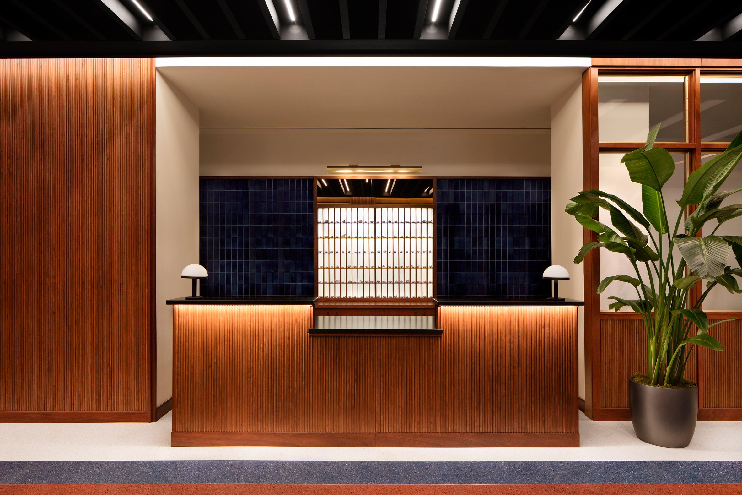 Eaton Dc Hotel Mixes Politically Charged Elements With Retro Interiors Eaton Dc Hotel Mixes Politically Charged Elements With Retro Interiors