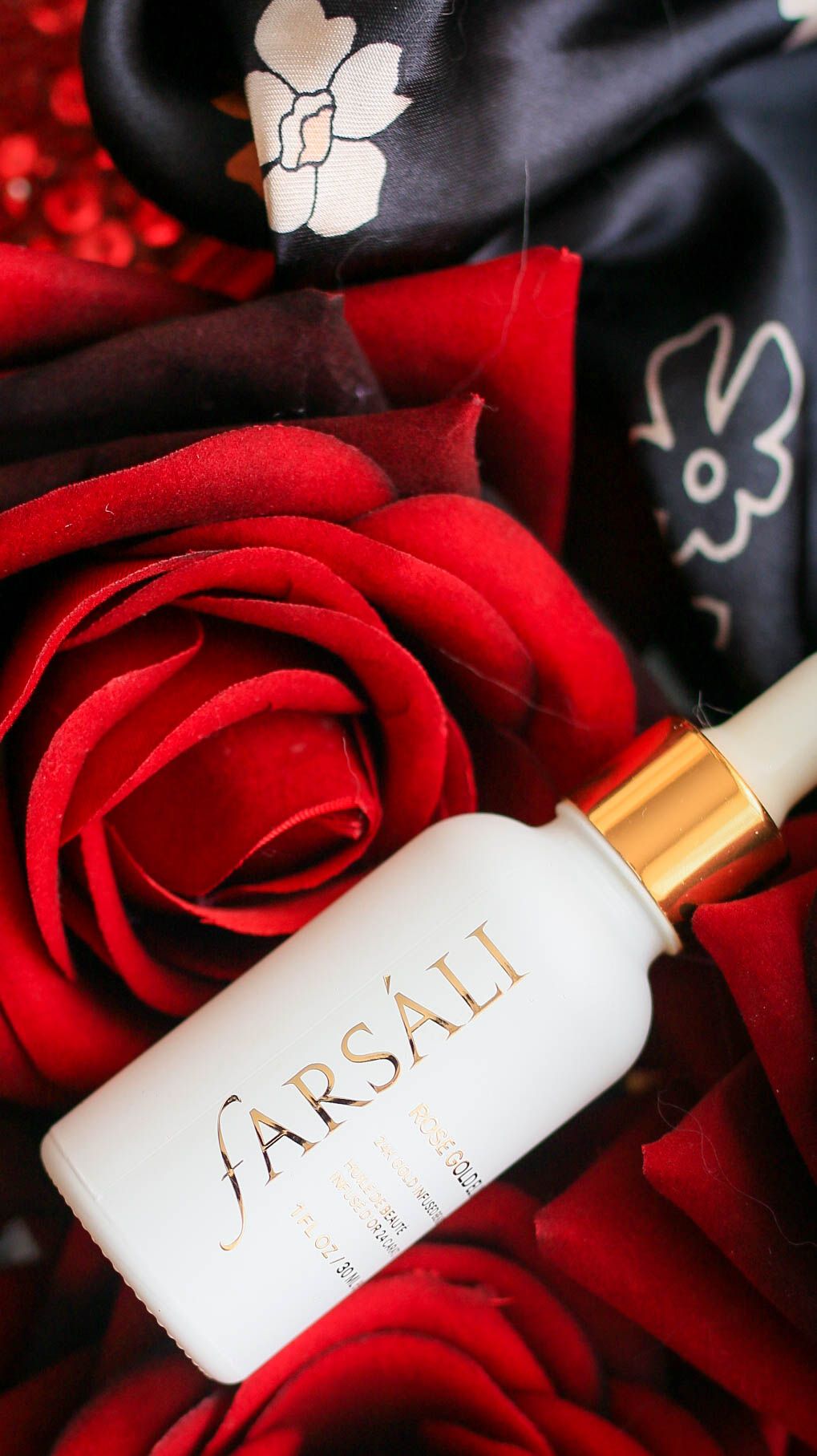 Farsali Rose Gold Elixir Minimalist beauty, Rose gold