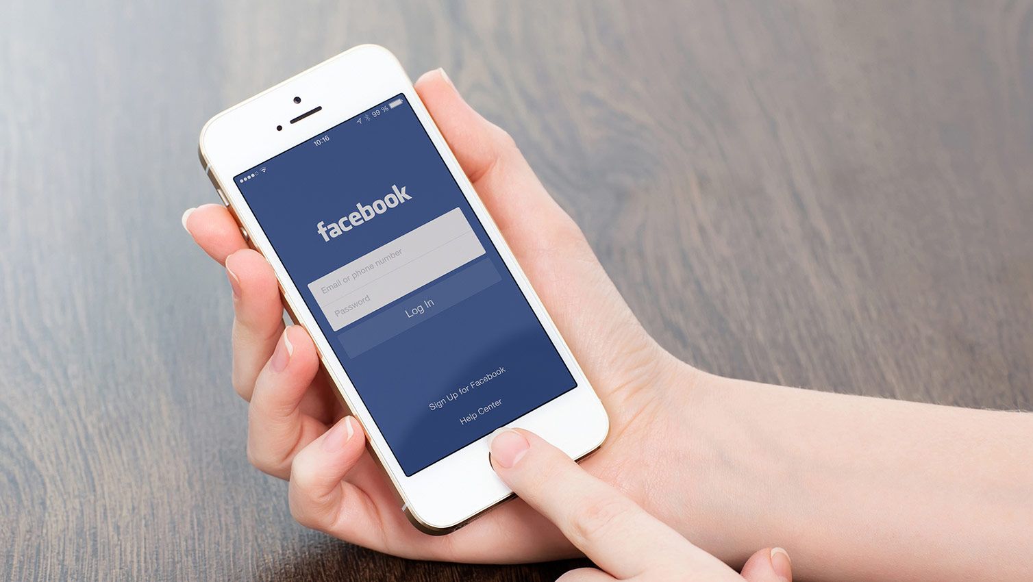 Facebook Artık Arkadaşlarınızın Yorum Yazdığını Gerçek-Zamanlı Olarak Gösterecek Facebook Image, Facebook 2, Big Data, New Technology, Ipad, Iphone, Google Smartphone, Mobile Video, Startups