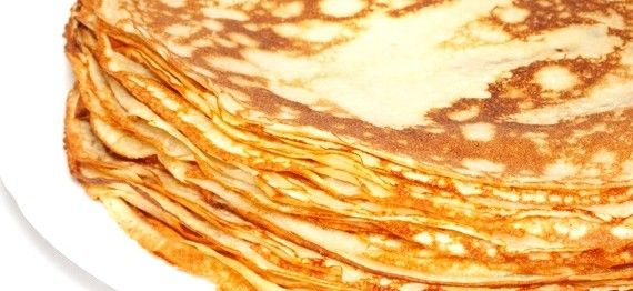 Pannekoek | Boerekos.com – Kook en Geniet saam met Ons! South African Dishes, South African Recipes, Ethnic Recipes, African Dessert, African Food, Pannekoek Recipe, Good Food, Yummy Food, Thermomix Desserts