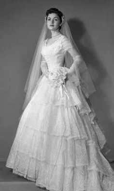 Portrait Wedding Dress 1950 Google Search Vintage Portrait Wedding Dress 1950 Google Search