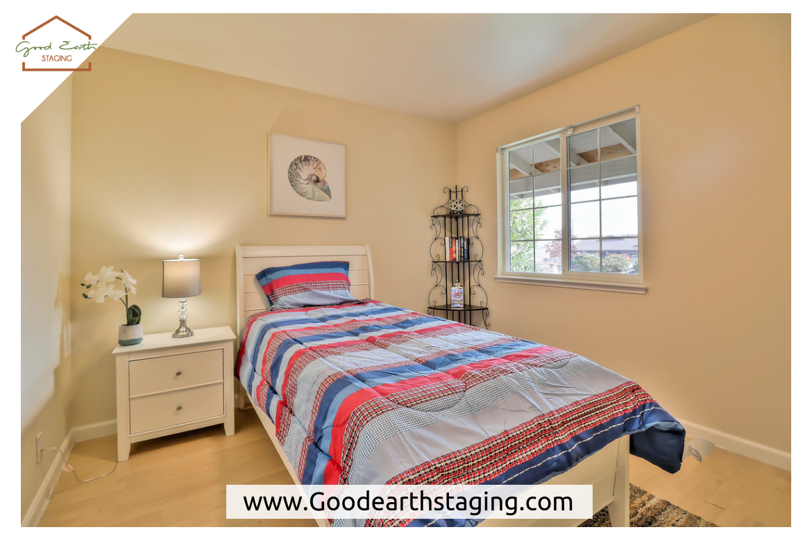 Home Staging At 4609 Capitola Ave San Jose Ca By Good Earth Llc Whitecouch Livingroom Homestagi Companies Home Staging At 4609 Capitola Ave San