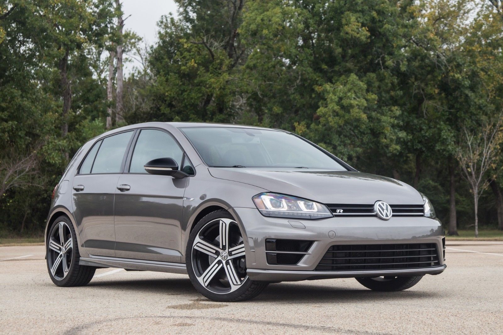 This 2016 Volkswagen Golf R32 Is For Sale In Houston Tx Price 19000 00 Mileage 37521 Color Gray Fuel Type G Volkswagen Volkswagen Golf Volkswagen Models
