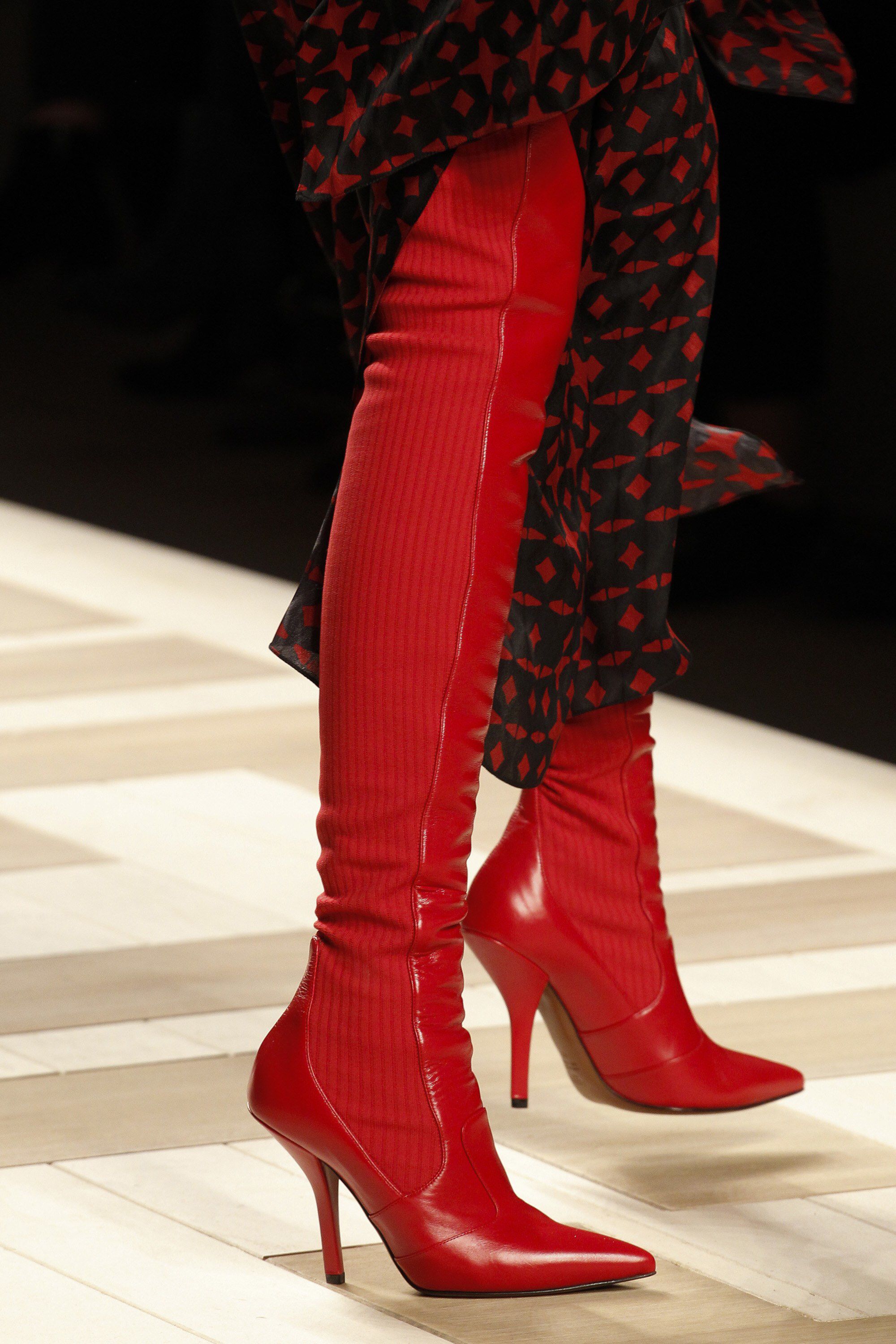 Fendi Fall 2017 Ready To Wear Fashion Show Red Boots Shoes Fendi Shoes