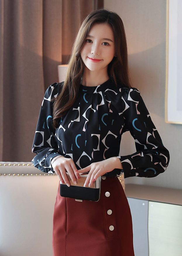 ABBY GLIA FASHION IMPORT | Foci