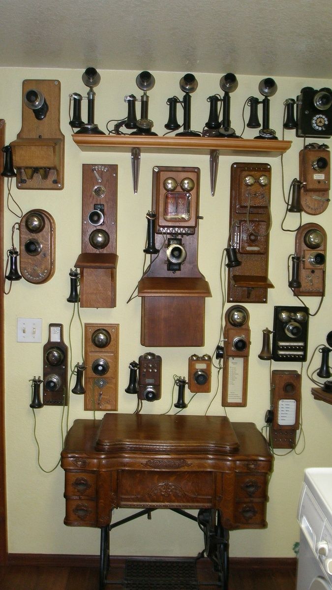 When I Really Have Nothing To Do, I Restore Telephones | Collectors Weekly Telephone Vintage, Vintage Phones, Vintage Radio, Retro Vintage, Antique Phone, Antique Radio, Vintage Objects, Vintage Items, Vintage Decor
