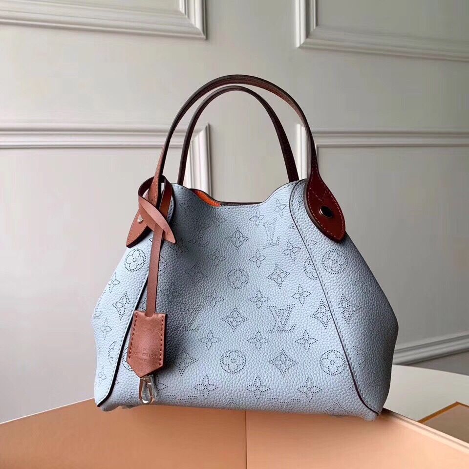 Vinnie S Luxury Online Wa 86 133 3642 7742 Instagram Vinnie S Luxury Online Wa