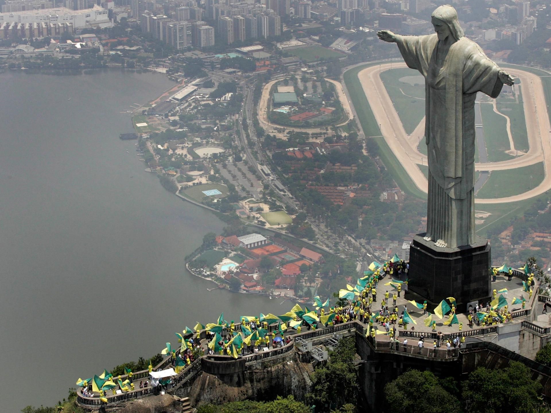 Pin On Famous Jesus Statues Pin On Famous Jesus Statues