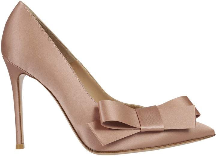 gianvito rossi bow heels