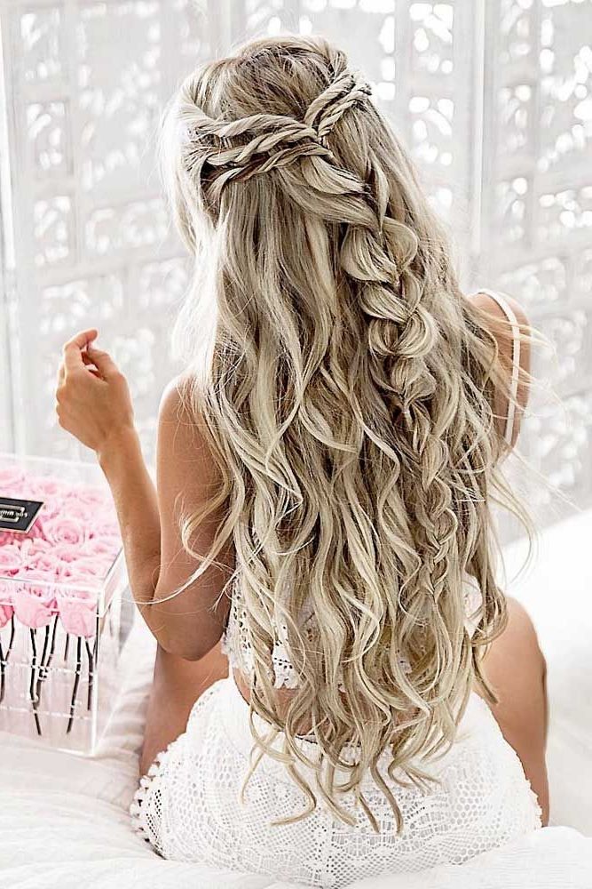 40 Stunning Prom Hairstyle Ideas in 2019 #promhairstyles