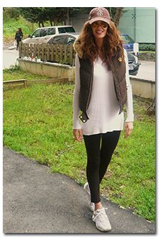 Tuliss By Tulin Sahin Spor Acik Havada Yuruyus Moda Stilleri Elbise Kis Kiyafetleri