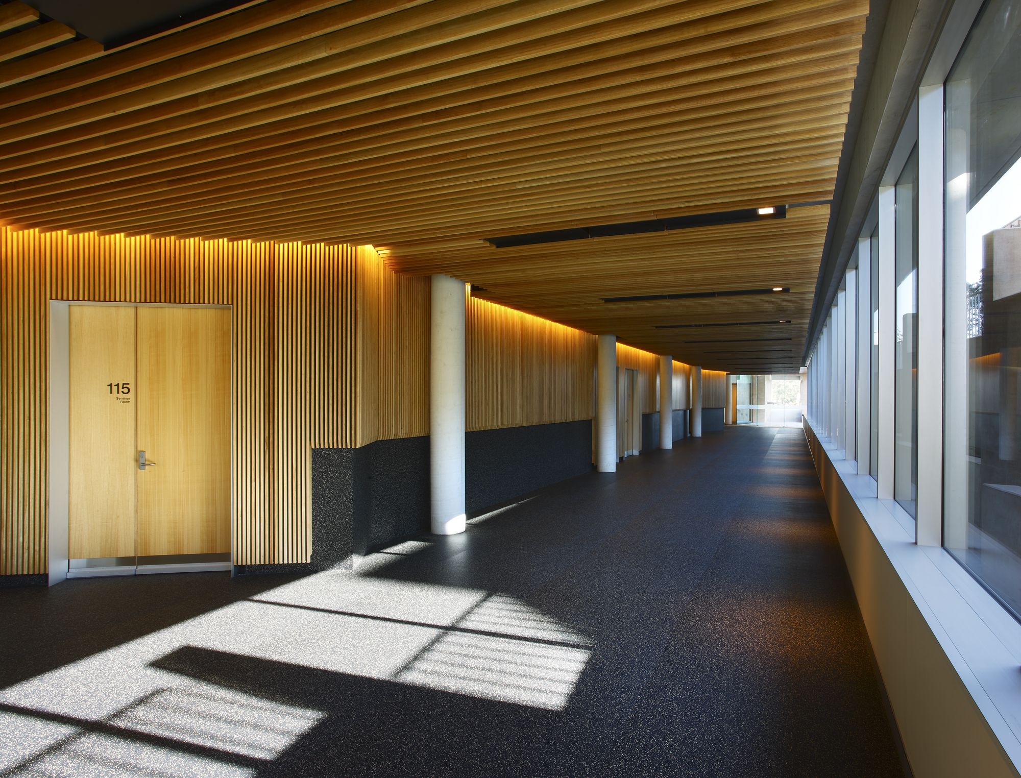 Sir Llew Edwards Building, University Of Queensland (Uq), Brisbane - Sir Llew Edwards Building, University Of Queensland (Uq), Brisbane -