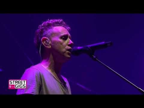 Depeche Mode Walking In My Shoes 17 03 2017 Youtube Depeche Mode Walk In My Shoes Depeche Mode Live