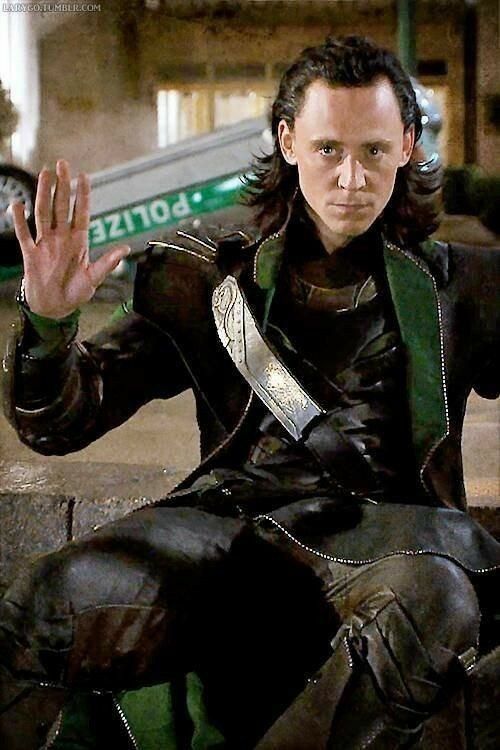 Pin by Amanda on Tom Hiddleston | Loki laufeyson, Loki aesthetic, Tom ... Tom Hiddleston Loki Avengers Wallpaper