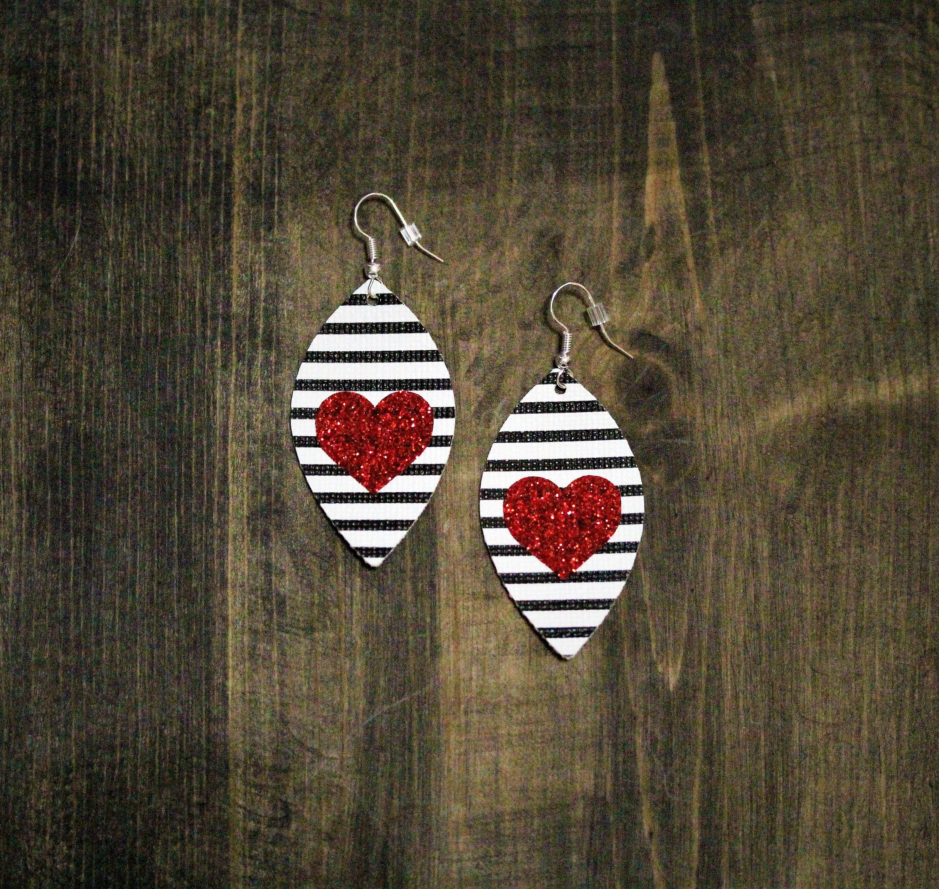 Valentine/'s Day gift animal print earrings lightweight earrings red leather earrings Valentines Day earrings heart earrings