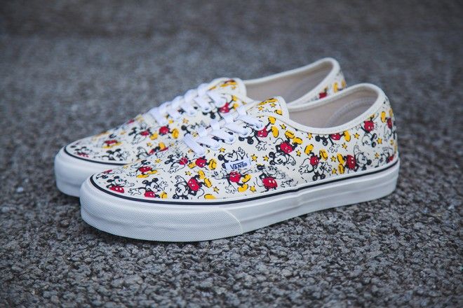 Disney Vans Originals with Mickey Mouse in vintage | Zapatos vans,  Zapatillas vans, Vans de mujer