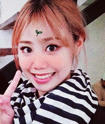 olhem bem a heesun n o uma nen fofinha girlkind olhem bem a heesun n o uma nen fofinha girlkind