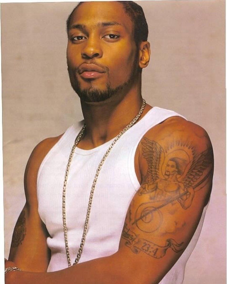 𝓚𝓱𝓪𝓵𝓲𝓪. | 𝔀𝓻𝓲𝓽𝓮𝓻 & 𝓫𝓵𝓸𝓰𝓰𝓮𝓻 🌷⛲️ on Instagram: "D’ANGELO’S 50TH BIRTHDAY