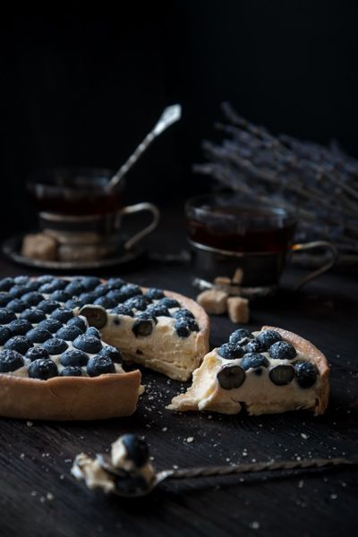 Foodmaker. Foodeater. Footwalker.: Тарт с голубикой и лаймовым заварным кремом Waffles, Cereal, Food And Drink, Dishes, Delicious, Breakfast, Recipes, Morning Coffee, Tablewares