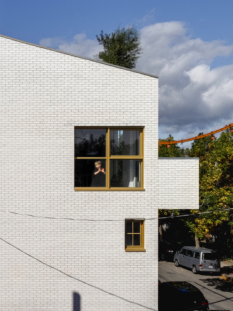 Gallery of NMBHD, 1 Plex 3 Noses / Studio Jean Verville architectes - 15