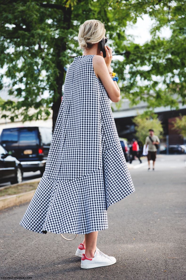NYFW Street Style - ss '15 by collagevintage. Checked Dress. Adidas Stan Smith Mode Outfits, Chic Outfits, Skirt Outfits, Look Fashion, Fashion Design, Fashion Trends, Trendy Fashion, Net Fashion, Trendy Style