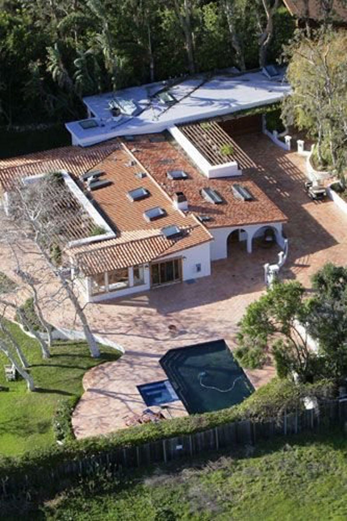 Top 40 Luxury Celebrity Homes Stylist, top 40 luxury celebrity homes