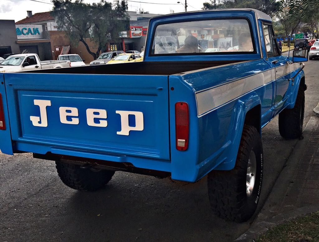442 Miles Then Parked 1 Owner 1975 Jeep J 10 Jeep Wagoneer Jeep Barn Finds For Sale