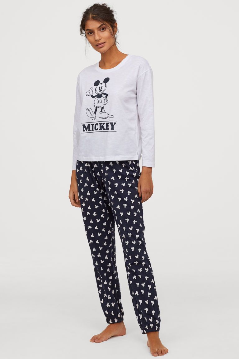 Pijama Mickey Mouse Manga Larga. Pijama Mickey Mouse Manga Larga.