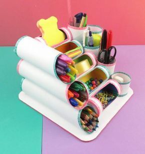 organizador5 Kids Crafts, Diy Home Crafts, Easy Crafts, Cardboard Crafts, Paper Crafts Diy, Cardboard Playhouse, Diy Room Decor, Craft Room, Desk Decor