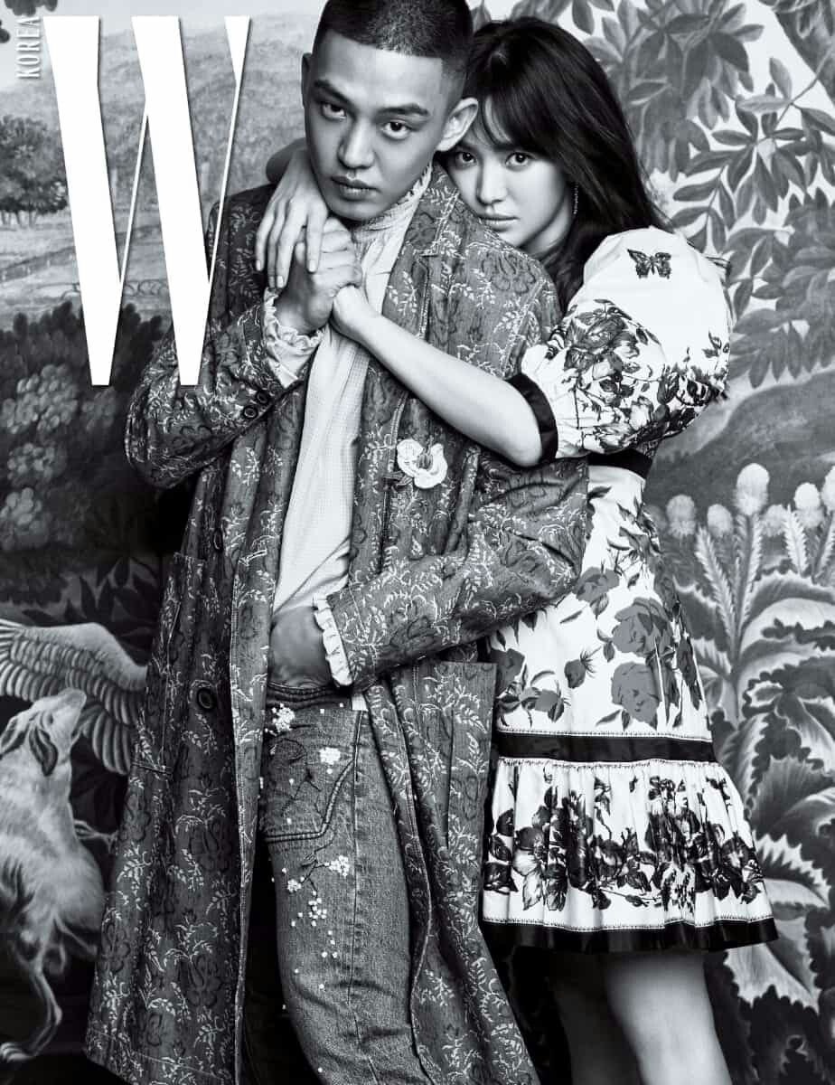 yoo ah in song hye kyo wedding song hye kyo 송혜교 宋惠敎 and yoo ah in 엄홍식 for wkorea 2017 yoo ah in song hye kyo wedding song hye kyo 송혜교 宋惠敎 and yoo ah in 엄홍식 for wkorea 2017
