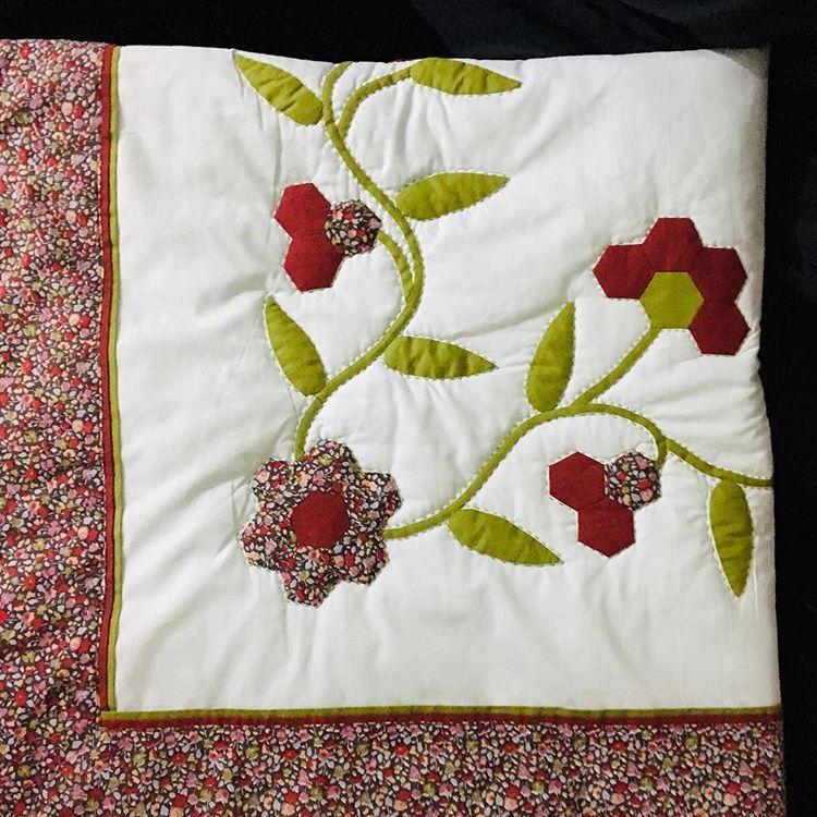 patchwork bebek battaniyesi ceyiz patchwork handmade handcraft baby babyroom babytextile textiledesign pinterest flowers diy