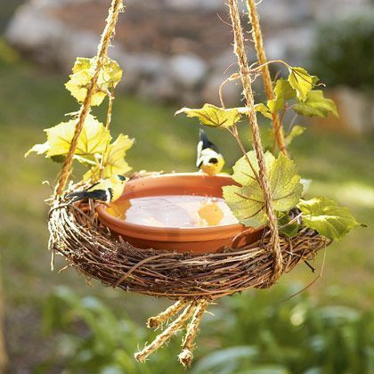 Liebe das! Sehr coole Idee: Palettenholzgarten von Funky Junk Interiors - My Blog