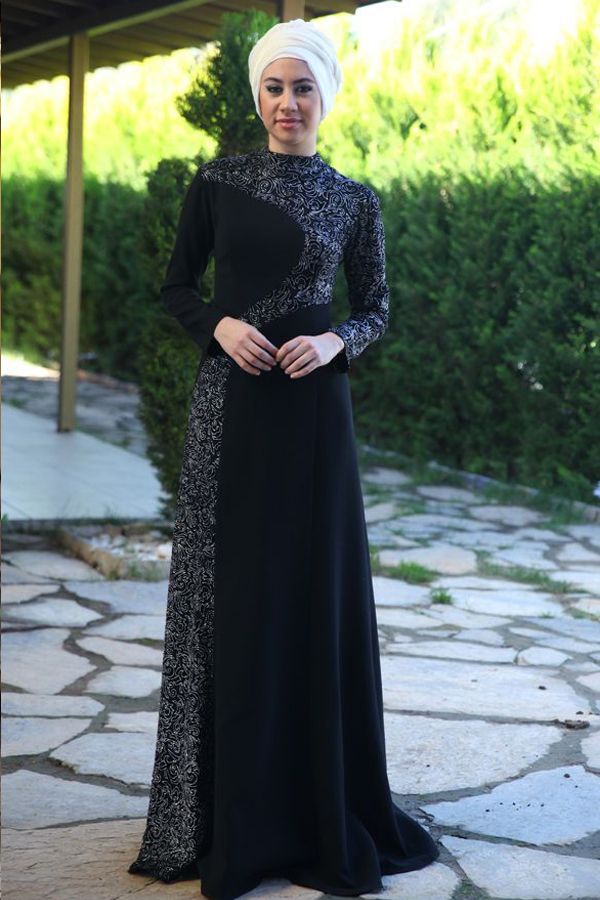 Renklerevi Tesettur Giyim Nurgul Cakir Siyah Rengin Abiye The Dress Giyim Etek Modelleri