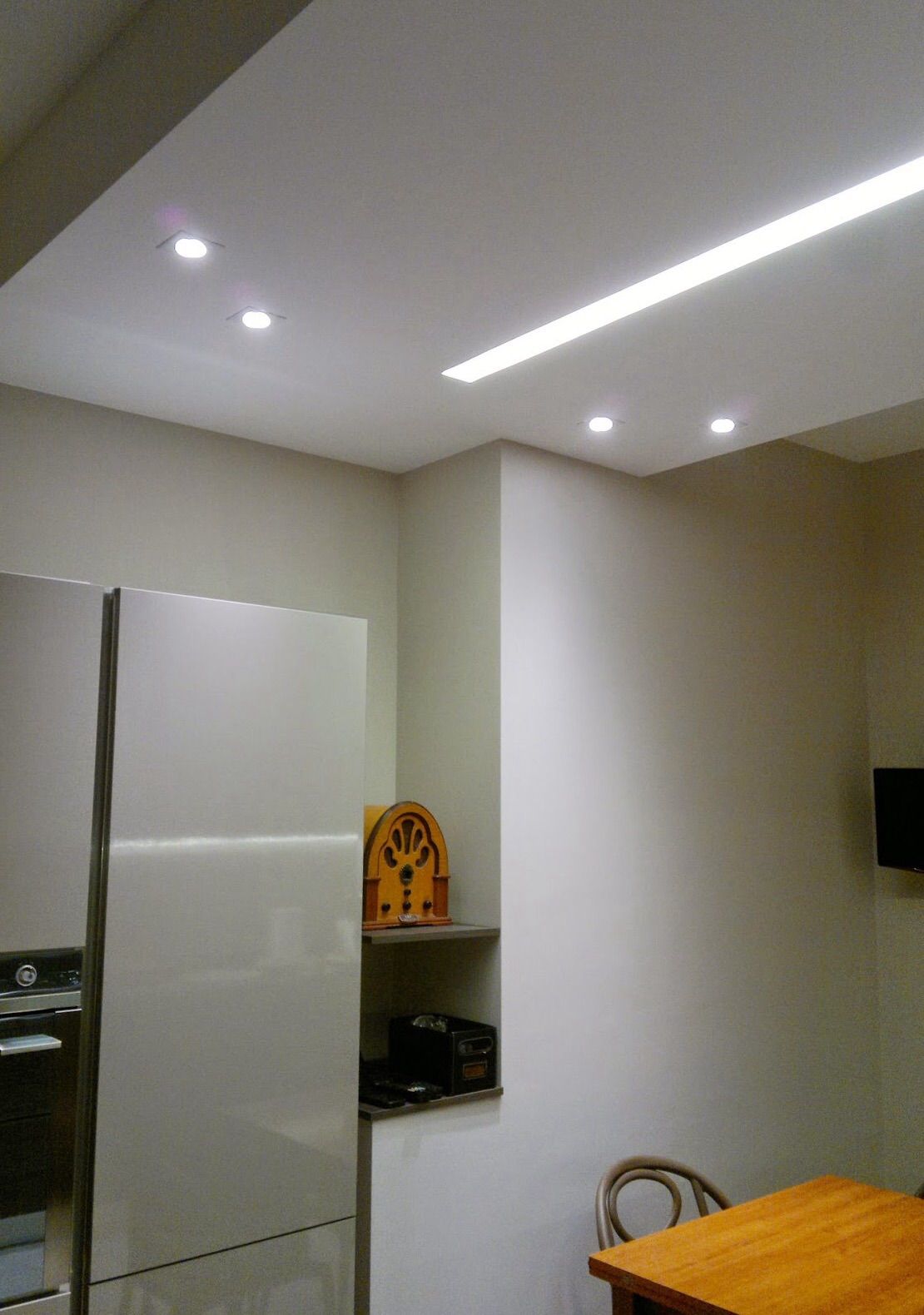 Gallery of forum barre a led controsoffitto barre a led per cucina ... Illuminazione led controsoffitto