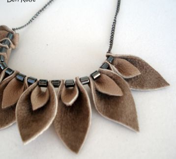 Diy Corsage Google Search Kolyeler El Yapimi Taki Taki Yapma
