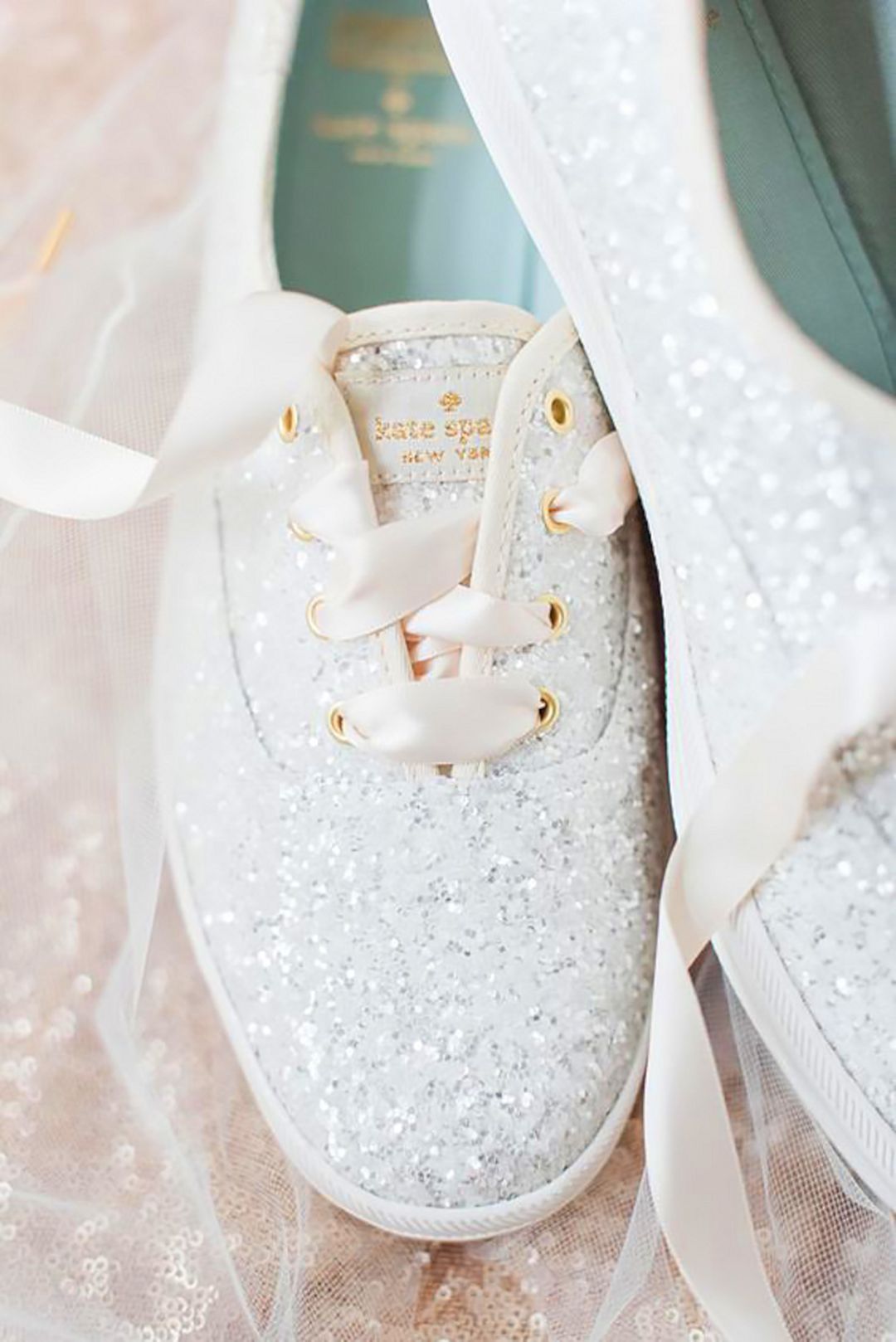 summer wedding shoes for bride