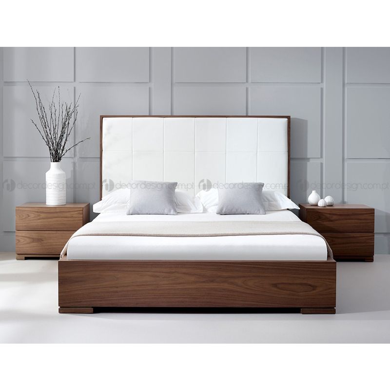 Cama de Casal Bella - Camas que são de sonho - Decordesign Interiores Bed Headboard Design, Room Design Bedroom, Home Room Design, Home Decor Bedroom, Bedroom Interior, Bedding Decor, Wood Bedroom, Bed Decor, Bedroom Sets